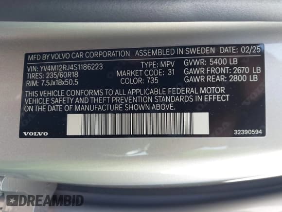 ✅ 2025 Volvo XC60 Core • VIN: YV4M12RJ4S1186223 • Lot: 43798163. Listed on IAAI with 13,548 mi. Free auction sales archive from the USA and detailed vehicle history report at DreamBid. Image 9.