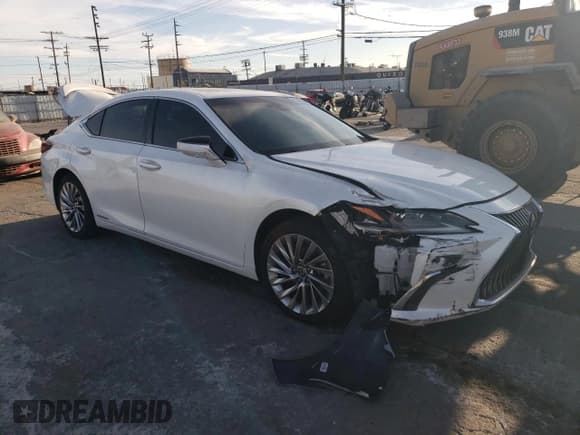 ✅ 2021 Lexus ES 300h Luxury • VIN: 58AEA1C11MU012688 • Lot: 89016795. Wystawiony na Copart z przebiegiem 123 574 mil. Bezpłatny archiwum sprzedaży aukcyjnych z USA i szczegółowy raport historii pojazdu na DreamBid. Zdjęcie 4.