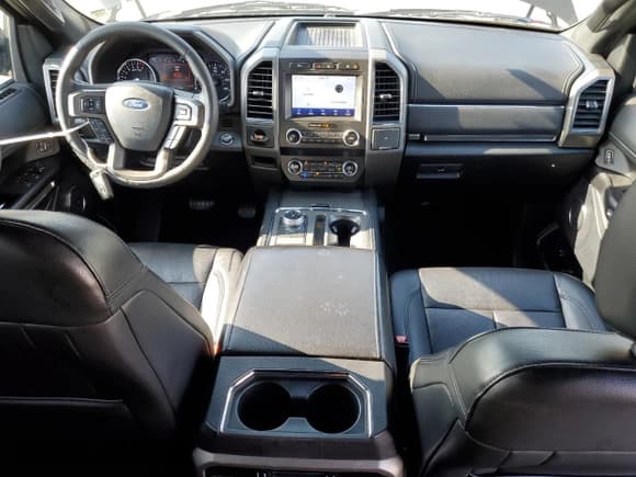 ✅ 2020 Ford Expedition Max XLT • VIN: 1FMJK1HT4LEA04185 • Лот: 67965475. Опубликован ранее на Copart с пробегом 185 354 миль. Бесплатный доступ к архиву аукционных продаж из США и подробный отчёт об истории автомобиля на DreamBid. Изображение 8.