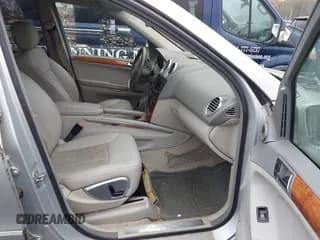 ✅ 2006 Mercedes-Benz M 350 • VIN: 4JGBB86E86A136248 • Лот: 43547180. Опубликован ранее на IAAI с пробегом 226 389 миль. Бесплатный доступ к архиву аукционных продаж из США и подробный отчёт об истории автомобиля на DreamBid. Изображение 5.