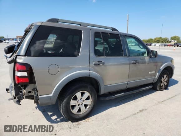✅ 2006 Ford Explorer XLT • VIN: 1FMEU63EX6ZA09406 • Lot: 87265535. Wystawiony na Copart z przebiegiem Nie podano. Bezpłatny archiwum sprzedaży aukcyjnych z USA i szczegółowy raport historii pojazdu na DreamBid. Zdjęcie 3.
