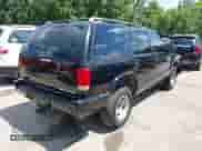 1995 Chevrolet Blazer z VIN 1GNCS13W7S2122608, wystawiony jako IAAI lot #42658439 z przebiegiem 155 640 mil mil oraz . Historia ofert i sprzedaży dostępna na DreamBid. Obrazek 4.