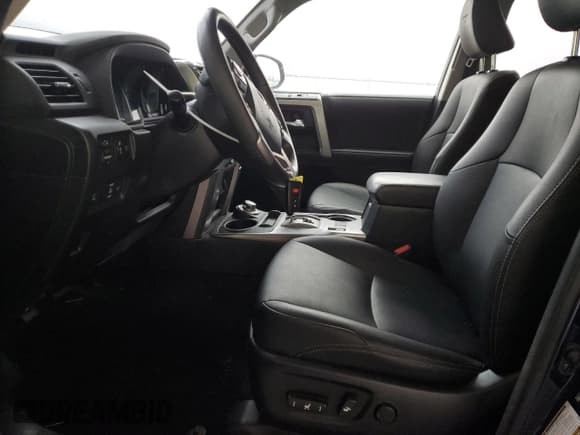 ✅ 2022 Toyota 4Runner TRD Sport • VIN: JTESU5JR5N6029517 • Lot: 42809985. Listed on Copart with 37,975 mi. Free auction sales archive from the USA and detailed vehicle history report at DreamBid. Image 7.