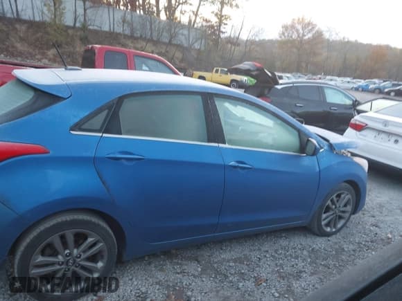 ✅ 2017 Hyundai Elantra • VIN: KMHD35LH1HU363365 • Лот: 43559941. Опубликован ранее на IAAI с пробегом 90 497 миль. Бесплатный доступ к архиву аукционных продаж из США и подробный отчёт об истории автомобиля на DreamBid. Изображение 13.