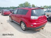 ✅ 2011 Mitsubishi Outlander SE • VIN: JA4JT3AW8BU030661 • Лот: 42785928. Опубликован ранее на IAAI с пробегом 179 427 миль. Бесплатный доступ к архиву аукционных продаж из США и подробный отчёт об истории автомобиля на DreamBid. Изображение 3.