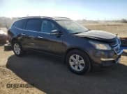 ✅ 2014 Chevrolet Traverse LT • VIN: 1GNKVGKD8EJ347023 • Lot: 82005885. Wystawiony na Copart z przebiegiem 178 013 mil. Bezpłatny archiwum sprzedaży aukcyjnych z USA i szczegółowy raport historii pojazdu na DreamBid. Zdjęcie 4.