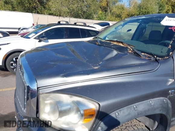 ✅ 2007 Dodge 2500 SLT • VIN: 3D7KS29C07G750571 • Lot: 43476668. Wystawiony na IAAI z przebiegiem 234 858 mil. Bezpłatny archiwum sprzedaży aukcyjnych z USA i szczegółowy raport historii pojazdu na DreamBid. Zdjęcie 6.