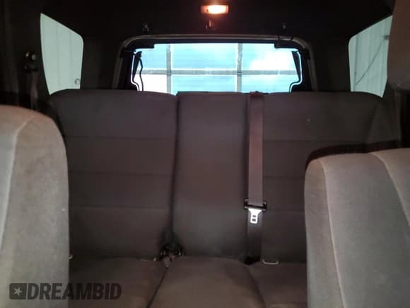 ✅ 2010 Ford Escape XLT • VIN: 1FMCU9DG6AKC73183 • Lot: 92097885. Wystawiony na Copart z przebiegiem 157 895 mil. Bezpłatny archiwum sprzedaży aukcyjnych z USA i szczegółowy raport historii pojazdu na DreamBid. Zdjęcie 10.