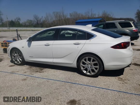 ✅ 2020 Buick Regal Avenir • VIN: W04GW6SX6L1009868 • Lot: 52039075. Listed on Copart with 70,756 mi. Free auction sales archive from the USA and detailed vehicle history report at DreamBid. Image 2.