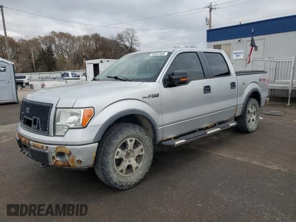 ✅ 2010 Ford F-150 XL • VIN: 1FTFW1EV5AFC24723 • Lot: 85431645. Listed on Copart with 185,752 mi. Free auction sales archive from the USA and detailed vehicle history report at DreamBid. Image 1.