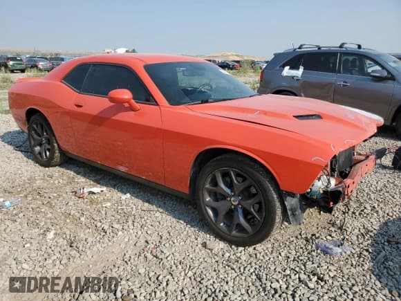 ✅ 2019 Dodge Challenger SXT • VIN: 2C3CDZAG3KH611192 • Lot: 64849844. Wystawiony na Copart z przebiegiem 57 231 mil. Bezpłatny archiwum sprzedaży aukcyjnych z USA i szczegółowy raport historii pojazdu na DreamBid. Zdjęcie 4.