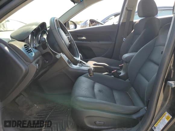 ✅ 2012 Chevrolet Cruze 1LT • VIN: 1G1PF5SC9C7127853 • Lot: 83953315. Wystawiony na Copart z przebiegiem 231 037 mil. Bezpłatny archiwum sprzedaży aukcyjnych z USA i szczegółowy raport historii pojazdu na DreamBid. Zdjęcie 7.