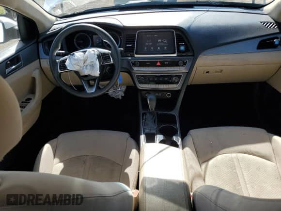 2018 Hyundai Sonata SE с VIN 5NPE24AF7JH675262, выставлен на аукционе Copart как лот 86427965 с пробегом 120 130 миль миль и Списание • Salvage title. История ставок и продаж доступна на DreamBid. Изображение 8.