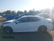 ✅ 2022 Toyota Camry Hybrid SE • VIN: 4T1G31AKXNU582504 • Лот: 43192242. Опубликован ранее на IAAI с пробегом 51 889 миль. Бесплатный доступ к архиву аукционных продаж из США и подробный отчёт об истории автомобиля на DreamBid. Изображение 15.