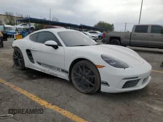 ✅ 2024 Porsche 718 Cayman • VIN: WP0AA2A82RK256238 • Lot: 86158025. Listed on Copart with 2,233 mi. Free auction sales archive from the USA and detailed vehicle history report at DreamBid. Image 4.