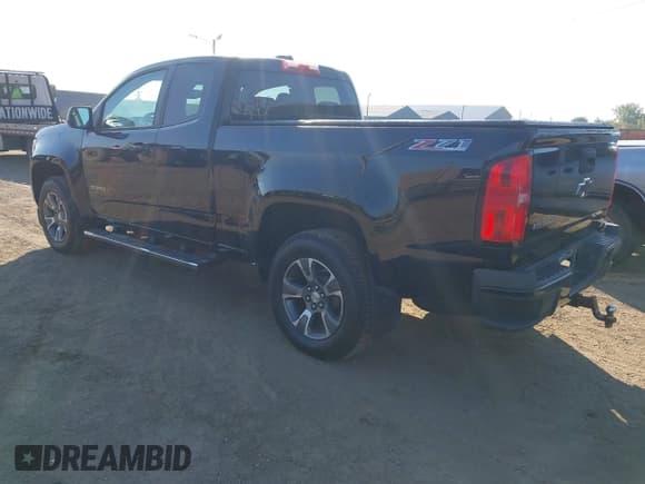 ✅ 2015 Chevrolet Colorado 4WD Z71 • VIN: 1GCHTCE3XF1144110 • Lot: 43416948. Wystawiony na IAAI z przebiegiem 111 041 mil. Bezpłatny archiwum sprzedaży aukcyjnych z USA i szczegółowy raport historii pojazdu na DreamBid. Zdjęcie 3.