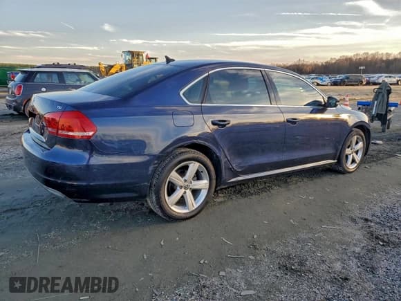 ✅ 2014 Volkswagen Passat S • VIN: 1VWAT7A39EC030307 • Lot: 95159585. Listed on Copart with 133,918 mi. Free auction sales archive from the USA and detailed vehicle history report at DreamBid. Image 3.
