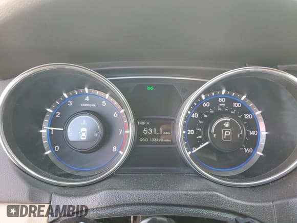 ✅ 2014 Hyundai Sonata GLS • VIN: 5NPEB4AC4EH822925 • Lot: 76303834. Listed on Copart with 133,490 mi. Free auction sales archive from the USA and detailed vehicle history report at DreamBid. Image 9.