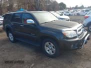 ✅ 2006 Toyota 4Runner SR5 Sport • VIN: JTEBU14R268070195 • Lot: 43767195. Listed on IAAI with 224,803 mi. Free auction sales archive from the USA and detailed vehicle history report at DreamBid. Image 1.