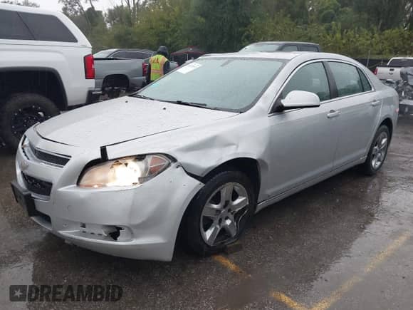2009 Chevrolet Malibu 1LT with VIN 1G1ZH57BX9F242222, listed as a IAAI auction lot 43247537 with 186,164 mi miles and . Bid and sale history available at DreamBid. Image 18.