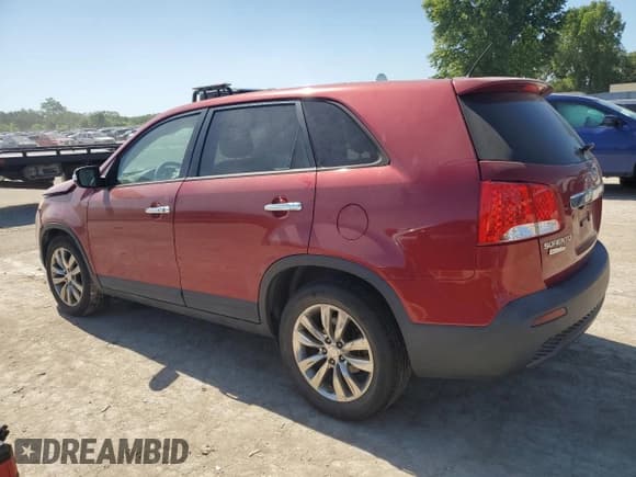 ✅ 2011 Kia Sorento EX • VIN: 5XYKU4A28BG015962 • Lot: 66651525. Wystawiony na Copart z przebiegiem 142 983 mil. Bezpłatny archiwum sprzedaży aukcyjnych z USA i szczegółowy raport historii pojazdu na DreamBid. Zdjęcie 2.