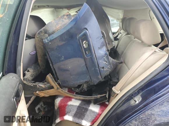 ✅ 2003 Volkswagen Golf GL • VIN: 9BWFK61J434058324 • Lot: 46119445. Wystawiony na Copart z przebiegiem Nie podano. Bezpłatny archiwum sprzedaży aukcyjnych z USA i szczegółowy raport historii pojazdu na DreamBid. Zdjęcie 10.