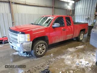 ✅ 2013 Chevrolet Silverado 1500 LS • VIN: 1GCRKREAXDZ415237 • Лот: 89195835. Опубликован ранее на Copart с пробегом Не указан. Бесплатный доступ к архиву аукционных продаж из США и подробный отчёт об истории автомобиля на DreamBid. Изображение 1.