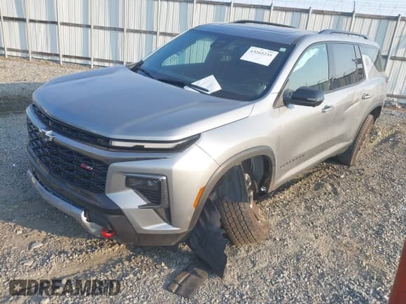 ✅ 2025 Chevrolet Traverse AWD Z71 • VIN: 1GNEVJRSXSJ235561 • Lot: 43265235. Wystawiony na IAAI z przebiegiem 5 741 mil. Bezpłatny archiwum sprzedaży aukcyjnych z USA i szczegółowy raport historii pojazdu na DreamBid. Zdjęcie 2.