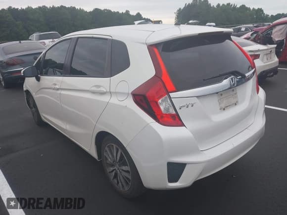 ✅ 2015 Honda Fit EX-L • VIN: 3HGGK5H84FM723826 • Lot: 42914813. Wystawiony na IAAI z przebiegiem 133 265 mil. Bezpłatny archiwum sprzedaży aukcyjnych z USA i szczegółowy raport historii pojazdu na DreamBid. Zdjęcie 3.