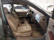 ✅ 2004 Hyundai Sonata GLS • VIN: KMHWF35HX4A004657 • Lot: 42334017. Listed on IAAI with 123,676 mi. Free auction sales archive from the USA and detailed vehicle history report at DreamBid. Image 5.