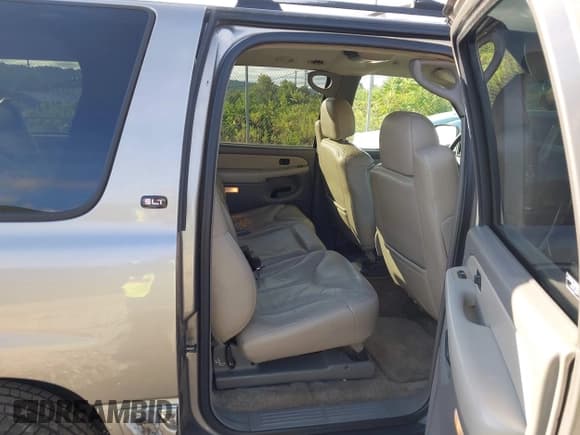 ✅ 2001 GMC Yukon XL SLT • VIN: 3GKFK16T41G282804 • Лот: 42973470. Опубликован ранее на IAAI с пробегом 350 211 миль. Бесплатный доступ к архиву аукционных продаж из США и подробный отчёт об истории автомобиля на DreamBid. Изображение 8.