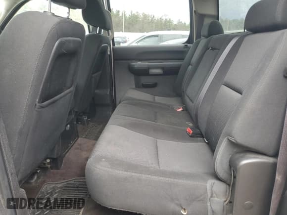 ✅ 2014 Chevrolet Silverado 2500HD LT • VIN: 1GC1KXCG2EF132035 • Лот: 52649525. Опубликован ранее на Copart с пробегом 216 301 миль. Бесплатный доступ к архиву аукционных продаж из США и подробный отчёт об истории автомобиля на DreamBid. Изображение 10.