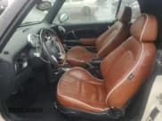 ✅ 2008 MINI Convertible S • VIN: WMWRH33588TL96257 • Lot: 58298765. Wystawiony na Copart z przebiegiem 89 463 mil. Bezpłatny archiwum sprzedaży aukcyjnych z USA i szczegółowy raport historii pojazdu na DreamBid. Zdjęcie 7.