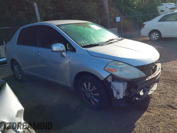 ✅ 2007 Nissan Versa S • VIN: 3N1BC11E67L446315 • Lot: 43324848. Listed on IAAI with 136,763 mi. Free auction sales archive from the USA and detailed vehicle history report at DreamBid. Image 1.