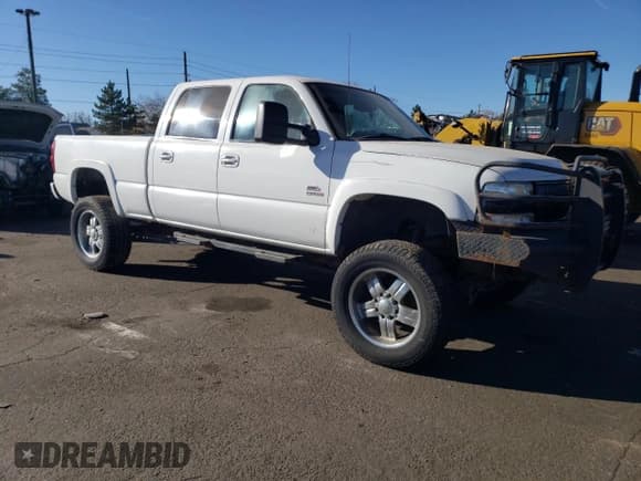 ✅ 2002 Chevrolet Silverado 2500HD LS • VIN: 1GCHK23152F140669 • Лот: 81785894. Опубликован ранее на Copart с пробегом Не указан. Бесплатный доступ к архиву аукционных продаж из США и подробный отчёт об истории автомобиля на DreamBid. Изображение 4.