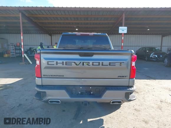 ✅ 2020 Chevrolet Silverado 1500 RST • VIN: 3GCUYEET7LG374874 • Lot: 41751044. Listed on IAAI with 108,814 mi. Free auction sales archive from the USA and detailed vehicle history report at DreamBid. Image 16.
