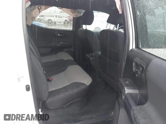 ✅ 2022 Toyota Tacoma TRD Off Road • VIN: 3TMCZ5AN1NM509349 • Lot: 43757147. Listed on IAAI with 24,320 mi. Free auction sales archive from the USA and detailed vehicle history report at DreamBid. Image 8.