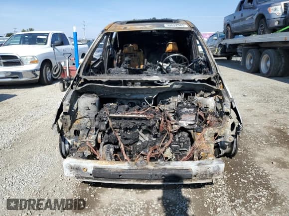 ✅ 2008 Mazda 5 Grand Touring • VIN: JM1CR29L880316348 • Lot: 90692585. Wystawiony na Copart z przebiegiem Nie podano. Bezpłatny archiwum sprzedaży aukcyjnych z USA i szczegółowy raport historii pojazdu na DreamBid. Zdjęcie 5.