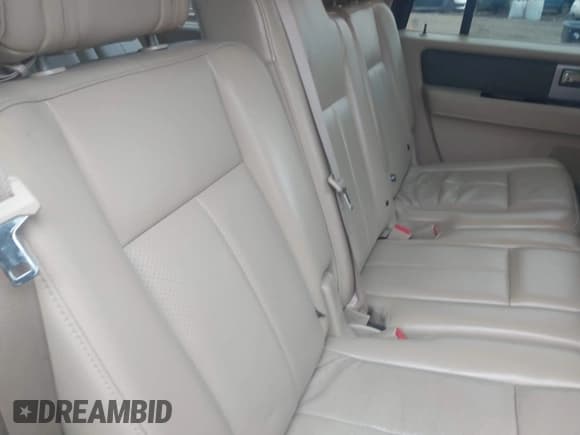 ✅ 2013 Ford Expedition Max XLT • VIN: 1FMJK1J51DEF30822 • Lot: 43873187. Listed on IAAI with 145,314 mi. Free auction sales archive from the USA and detailed vehicle history report at DreamBid. Image 8.