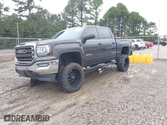 ✅ 2016 GMC Sierra 1500 SLE • VIN: 3GTU2MEC0GG104564 • Lot: 43545575. Listed on IAAI with 132,978 mi. Free auction sales archive from the USA and detailed vehicle history report at DreamBid. Image 17.