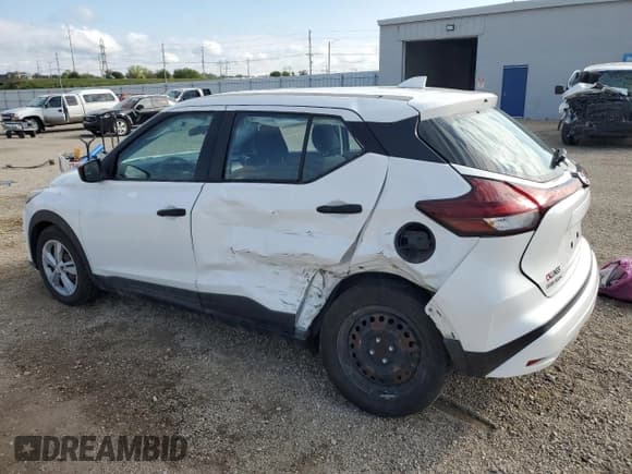 ✅ 2021 Nissan Kicks S • VIN: 3N1CP5BV3ML530294 • Lot: 83964355. Wystawiony na Copart z przebiegiem 90 748 mil. Bezpłatny archiwum sprzedaży aukcyjnych z USA i szczegółowy raport historii pojazdu na DreamBid. Zdjęcie 2.