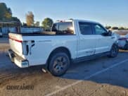 ✅ 2024 Ford F-150 Lightning Lariat • VIN: 1FT6W5L78RWG03027 • Lot: 95104885. Wystawiony na Copart z przebiegiem 11 942 mil. Bezpłatny archiwum sprzedaży aukcyjnych z USA i szczegółowy raport historii pojazdu na DreamBid. Zdjęcie 3.