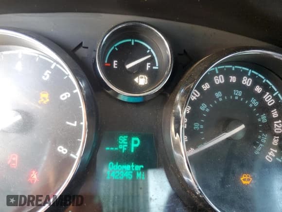 ✅ 2014 Chevrolet Captiva Sport LS • VIN: 3GNAL2EK0ES536083 • Lot: 80253874. Wystawiony na Copart z przebiegiem 142 345 mil. Bezpłatny archiwum sprzedaży aukcyjnych z USA i szczegółowy raport historii pojazdu na DreamBid. Zdjęcie 9.