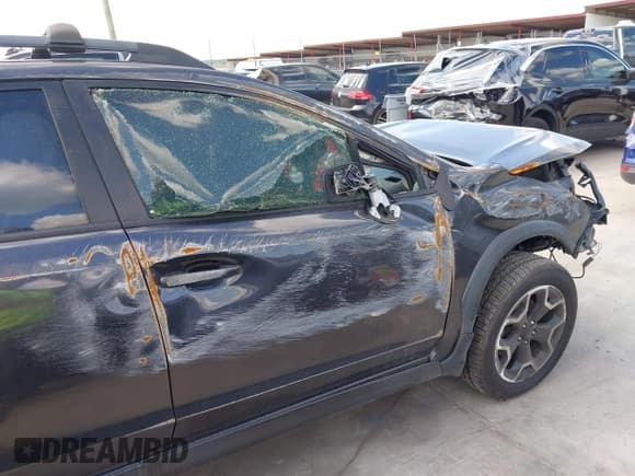 ✅ 2015 Subaru Crosstrek Limited • VIN: JF2GPASC5FH302273 • Lot: 42187162. Listed on IAAI with 101,447 mi. Free auction sales archive from the USA and detailed vehicle history report at DreamBid. Image 20.