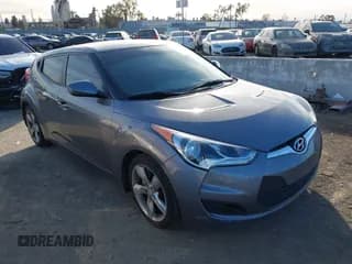 ✅ 2012 Hyundai Veloster w/Gray Int • VIN: KMHTC6AD9CU074924 • Lot: 41372570. Wystawiony na IAAI z przebiegiem 67 291 mil. Bezpłatny archiwum sprzedaży aukcyjnych z USA i szczegółowy raport historii pojazdu na DreamBid. Zdjęcie 1.