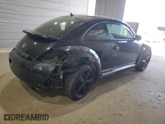 ✅ 2012 Volkswagen Beetle Turbo • VIN: 3VWVA7AT1CM606216 • Лот: 54474085. Опубликован ранее на Copart с пробегом 83 286 миль. Бесплатный доступ к архиву аукционных продаж из США и подробный отчёт об истории автомобиля на DreamBid. Изображение 3.