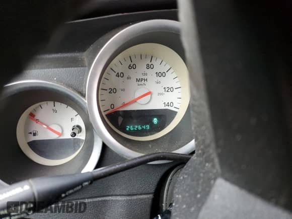 ✅ 2007 Dodge Charger • VIN: 2B3KA43G47H754726 • Лот: 51754123. Размещён на Copart с пробегом 262 649 миль миль. Получите бесплатный доступ к архиву аукционных продаж из США и посмотрите подробный отчёт об истории автомобиля на DreamBid. Изображение 9.