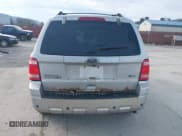 ✅ 2012 Ford Escape Limited • VIN: 1FMCU9EG7CKA82261 • Лот: 43731654. Опубликован ранее на IAAI с пробегом 372 428 миль. Бесплатный доступ к архиву аукционных продаж из США и подробный отчёт об истории автомобиля на DreamBid. Изображение 16.