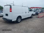 ✅ 2013 Chevrolet Express Cargo • VIN: 1GCSGAFX7D1182990 • Lot: 42900917. Wystawiony na IAAI z przebiegiem 200 639 mil. Bezpłatny archiwum sprzedaży aukcyjnych z USA i szczegółowy raport historii pojazdu na DreamBid. Zdjęcie 4.