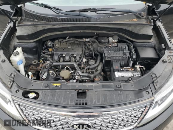 ✅ 2015 Kia Sorento SX • VIN: 5XYKWDA75FG634188 • Lot: 82149975. Listed on Copart with 119,135 mi. Free auction sales archive from the USA and detailed vehicle history report at DreamBid. Image 12.